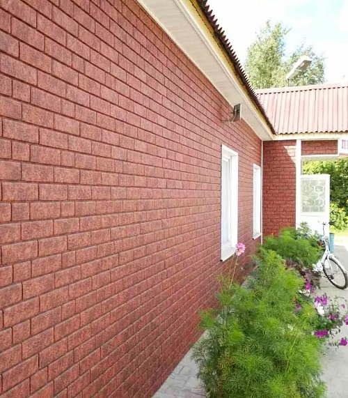 Отделка дома виниловыми фасадными панелями